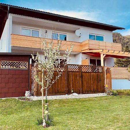Ferienwohnung Resi Mit Traumhaftem Seepanorama Steindorf am Ossiacher See Luaran gambar