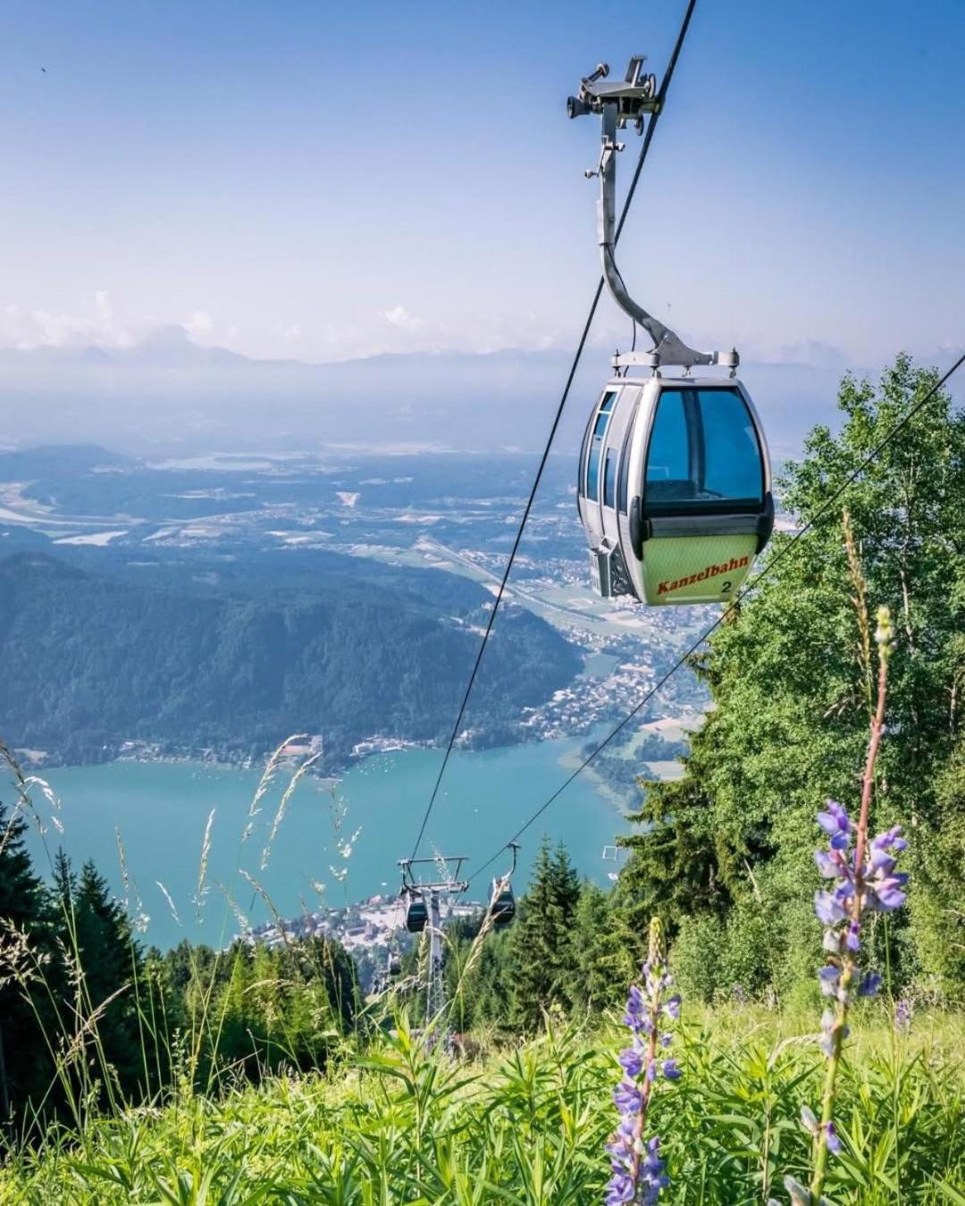 Ferienwohnung Resi Mit Traumhaftem Seepanorama Steindorf am Ossiacher See Luaran gambar